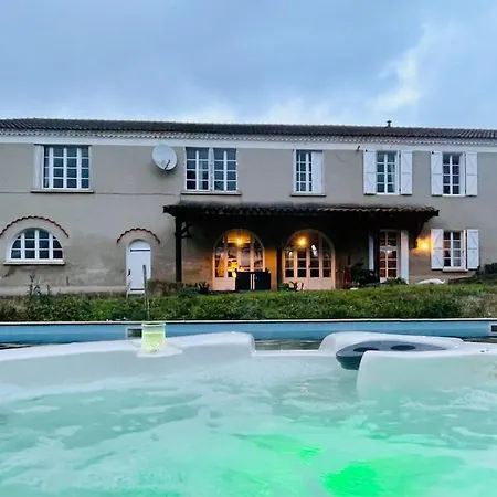 3 Bedroom On Bidallon Manor Estate Apartment